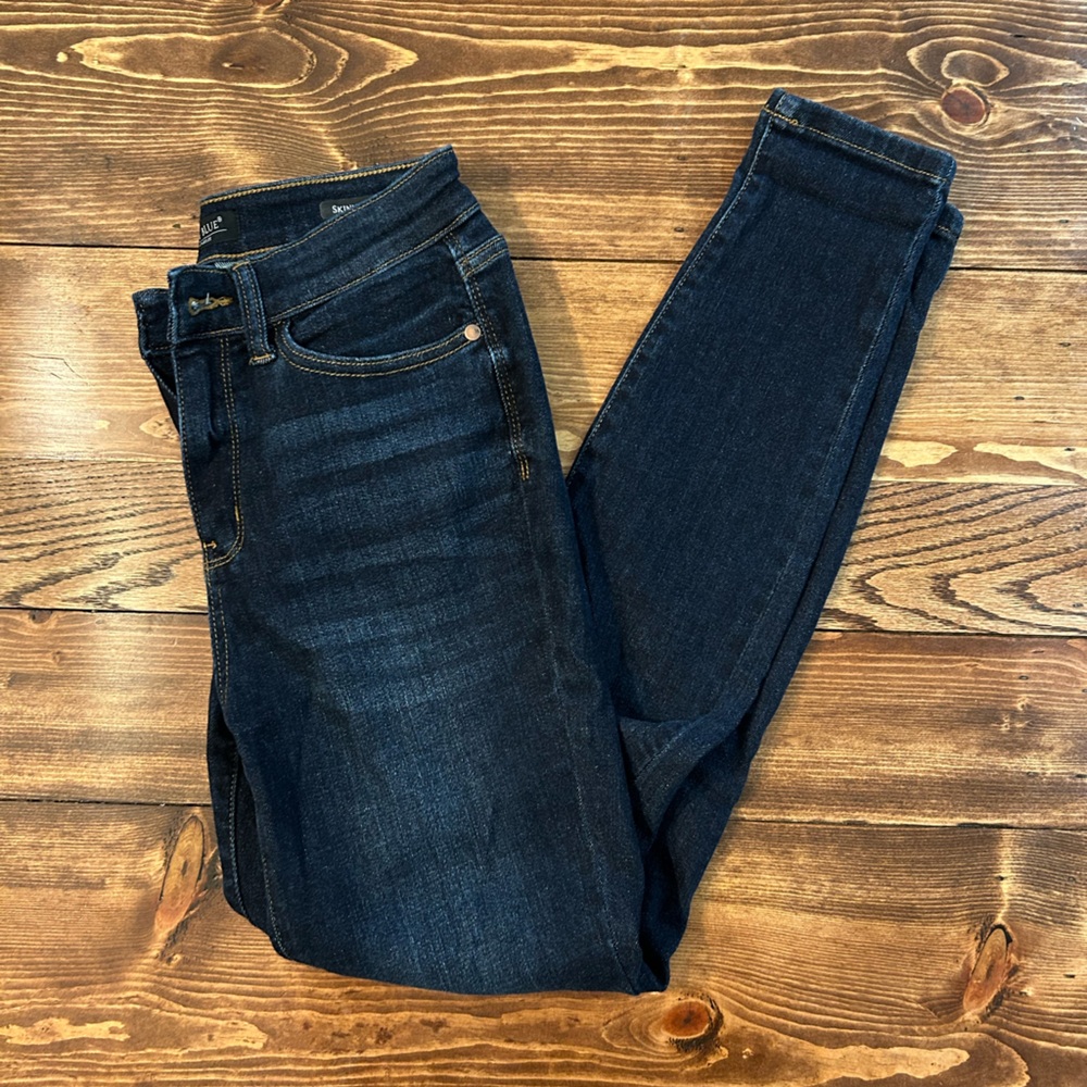 Judy Blue skinny jeans size 5/27